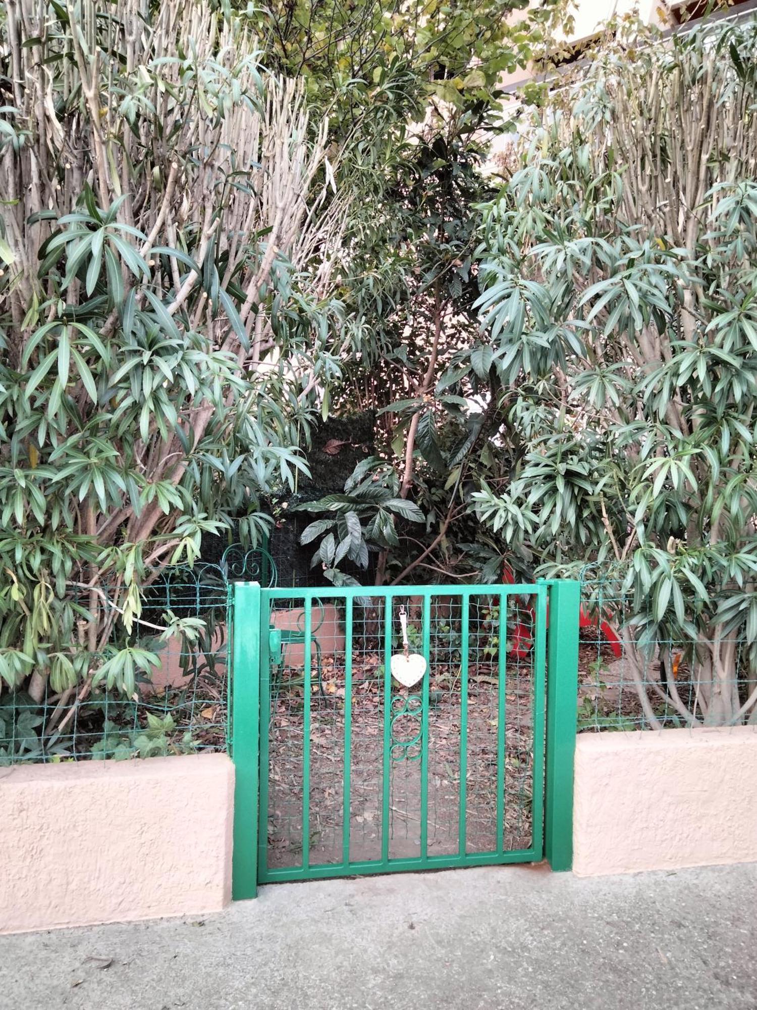 Joli Studio Avec Jardinet Avinyon Dış mekan fotoğraf