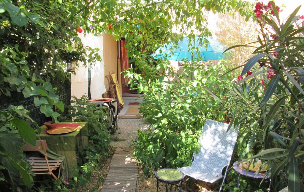 Joli Studio Avec Jardinet Avinyon Dış mekan fotoğraf